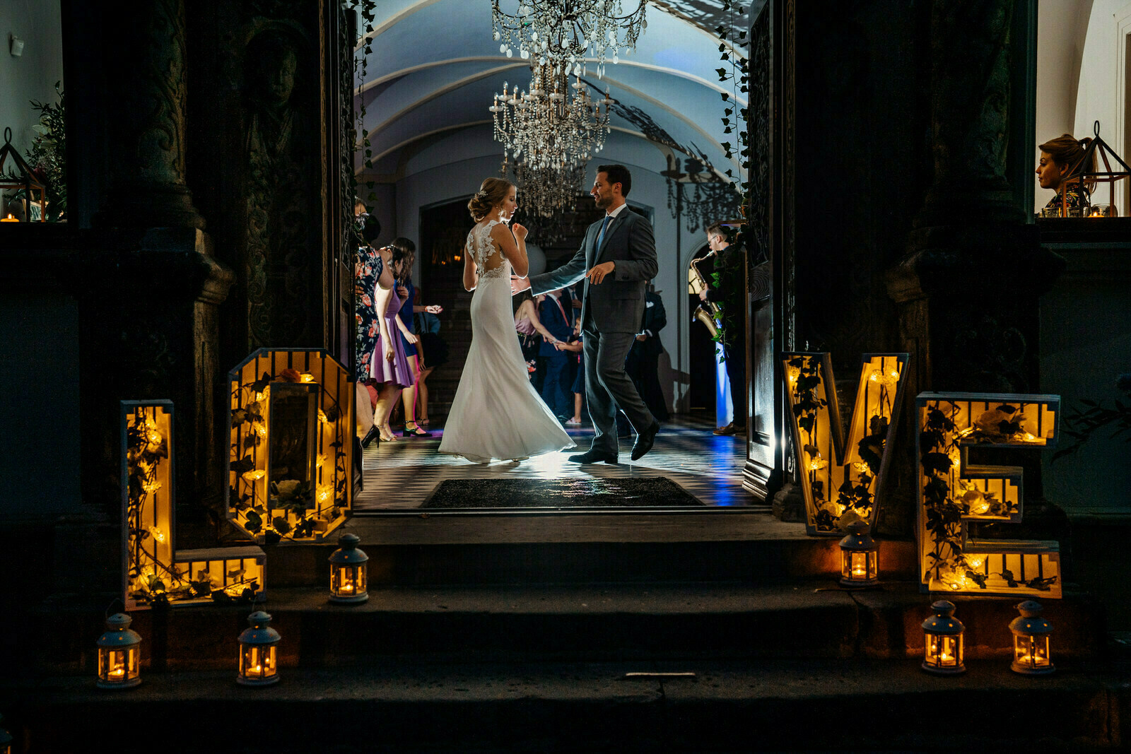 Piękny ślub w Pałacu Mojęcice, Gosia i Riccardo 25
