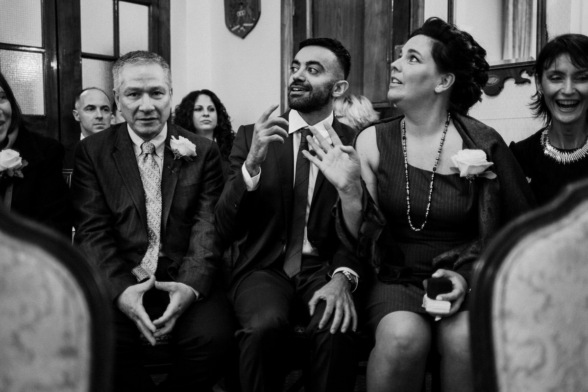 Ślub w Londynie. Danny i Chris w Hotel Café Royal 33 Bliscy w sali uroczystości